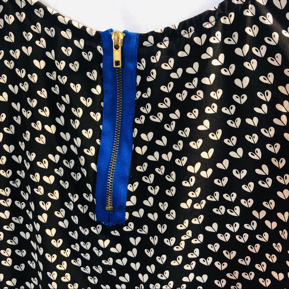 Anthro. Maeve black & white hearts 💯% silk top